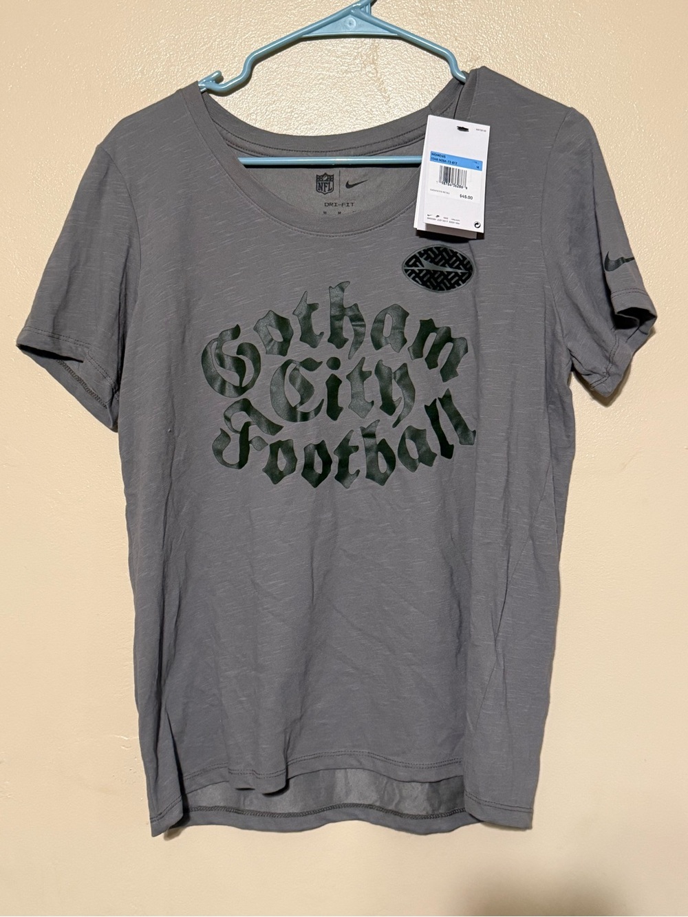 NFL Women’s Gray Gotham City Football Short Sleeve Tee